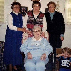 Meet your Posher, Nancy